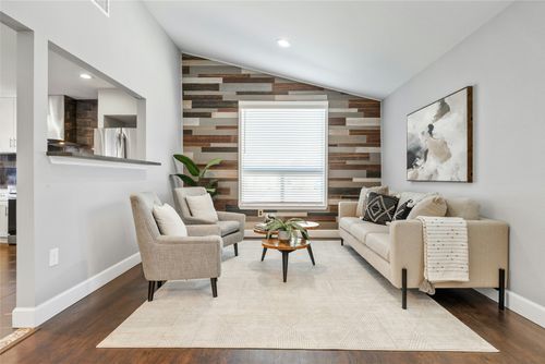 5503 Manor Rd, Austin, TX, 78723-4705 | Card Image