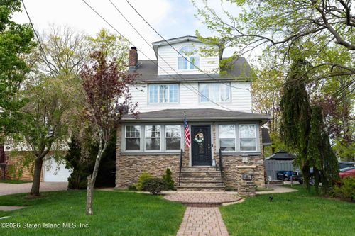 28 Satterlee St, Staten Island, NY, 10307-1531 | Card Image