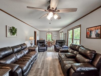 641 Co Rd 136, House other with 4 bedrooms, 3 bathrooms and null parking in Lexington AL | Image 3