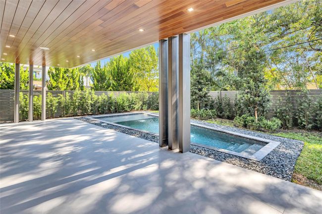 Rear Covered Lanai | Image 26