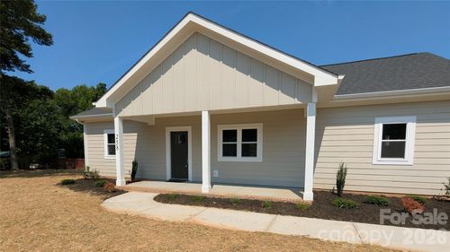 258 E East Ave, Monroe, NC, 28110-2847 | Card Image