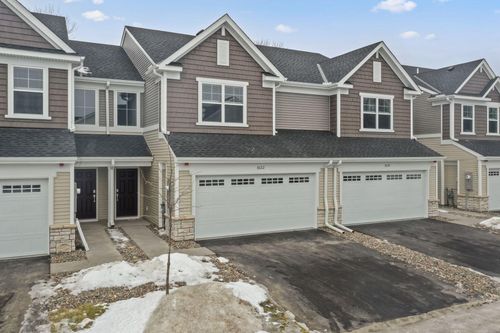 3022 Basswood St, Little Canada, MN, 55117-5525 | Card Image