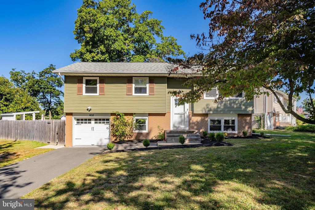 Texas Dr, Toms River, NJ 08753