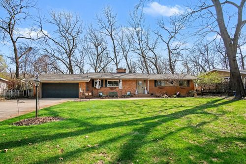 3115 Dorais Dr Ne, Grand Rapids, MI, 49525-2802 | Card Image