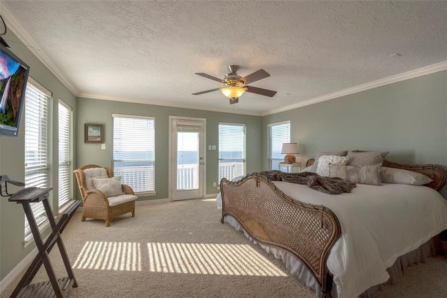 131 Isles End Rd, House other with 4 bedrooms, 5 bathrooms and 2 parking in Tiki Island TX | Image 18