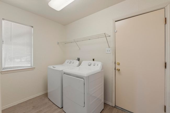 Laundry / mud room just off the garage | Image 30
