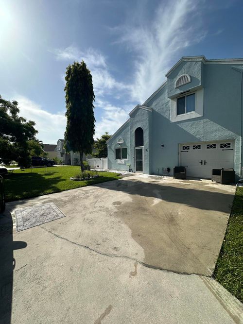 8 Elton Place, Boynton Beach, FL, 33426 | Card Image