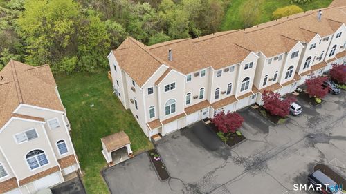 c12-350 Bristol St, Waterbury, CT, 06708-4947 | Card Image