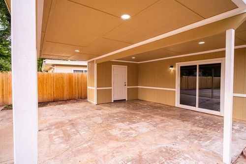 1521 S Jackson St, San Angelo, TX, 76901-4335 | Card Image