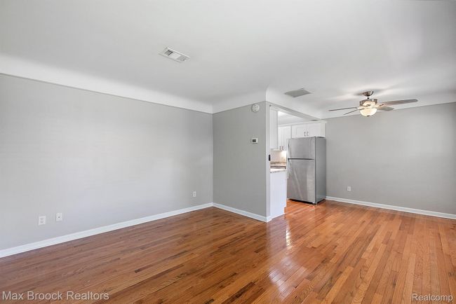 APT-4 - 3905 Devon Rd, Condo with 1 bedrooms, 1 bathrooms and null parking in Royal Oak MI | Image 7