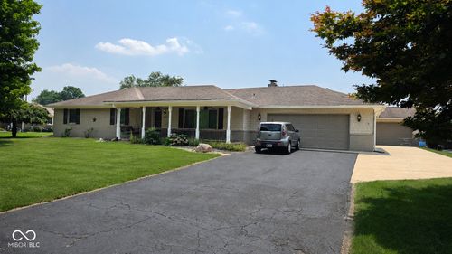 885 Broadway North Drive, Plainfield, IN, 46168 | Card Image