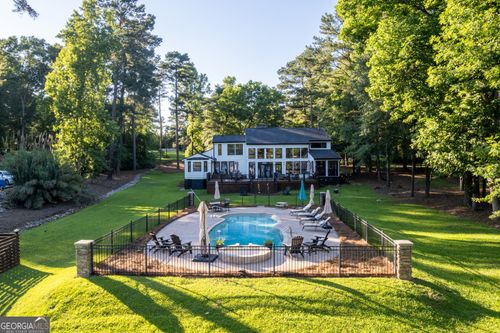 183 Lakecrest Dr Ne, Milledgeville, GA, 31061-9093 | Card Image