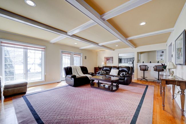 4085 Lawton Lane, House other with 5 bedrooms, 3 bathrooms and 6 parking in Ramara ON | Image 9