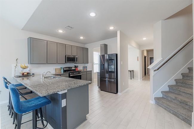 2712 Shady Maple Trl, House other with 4 bedrooms, 3 bathrooms and 2 parking in Conroe TX | Image 5