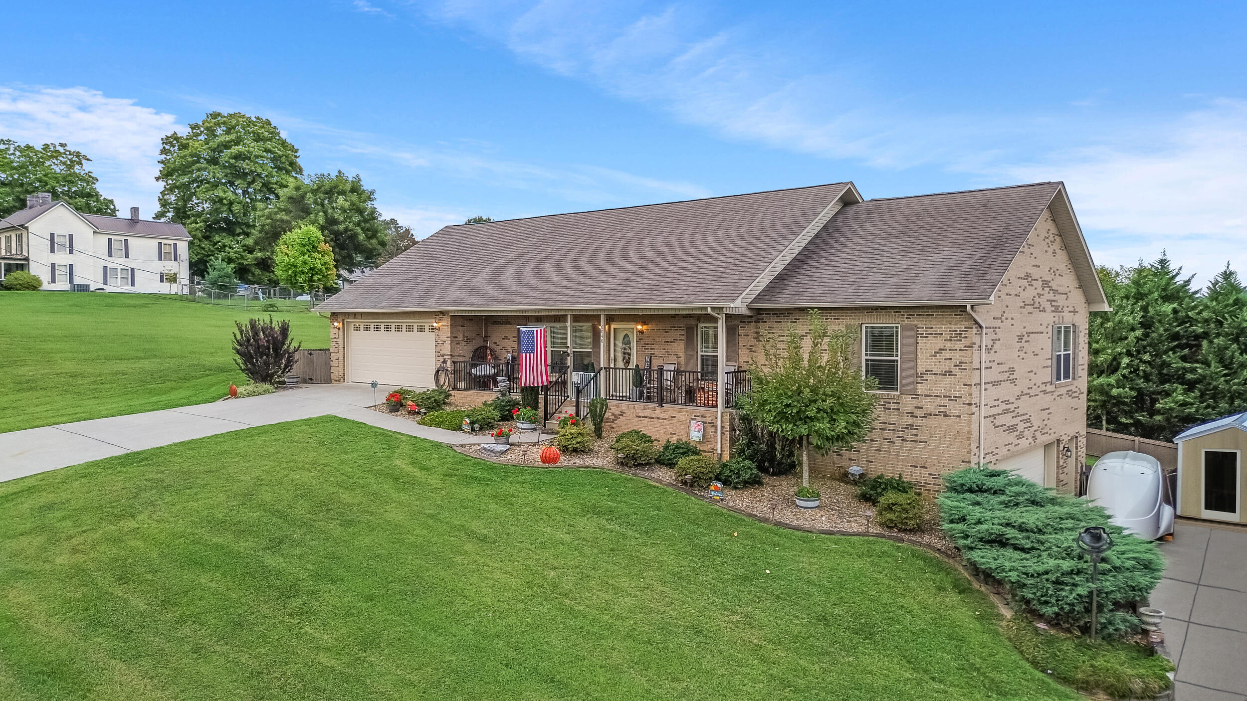 Beacon Light Rd, Whitesburg, TN 37891