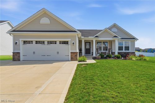 3354 Stoneleigh Rd Ne, Canton, OH, 44721-2375 | Card Image