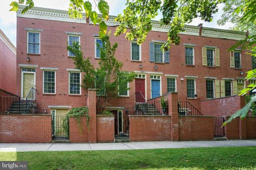 190 Mercer St, Trenton, NJ, 08611-1724 | Card Image