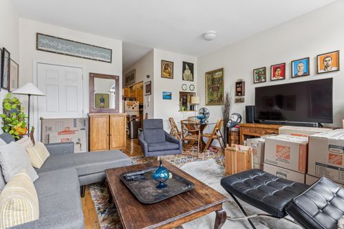 3-138 W 136th St, New York, NY, 10030-2897 | Card Image