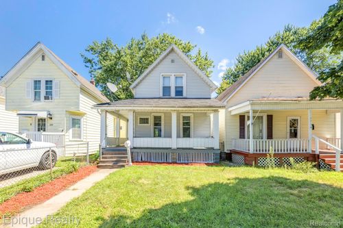 1712 7th St, Port Huron, MI, 48060-5910 | Card Image