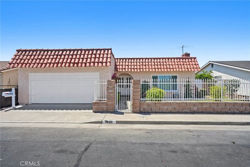 7446 El Morro Way, Buena Park, CA, 90620-2607 | Card Image
