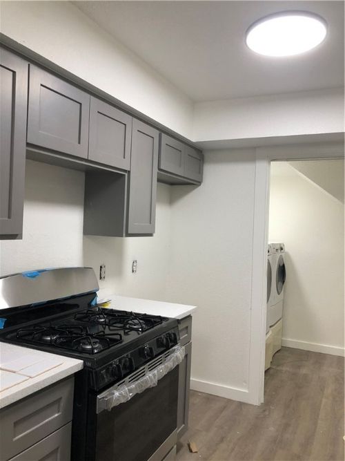 apt-c-5903 Cougar Dr, Austin, TX, 78745-3825 | Card Image