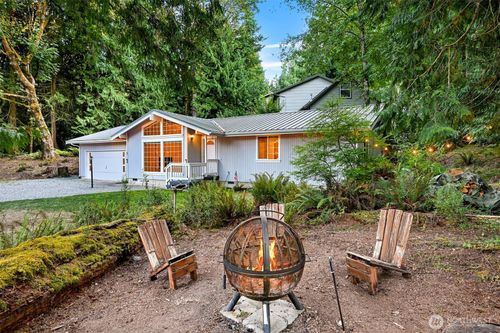 46 Sudden Valley Dr, Bellingham, WA, 98229-7650 | Card Image