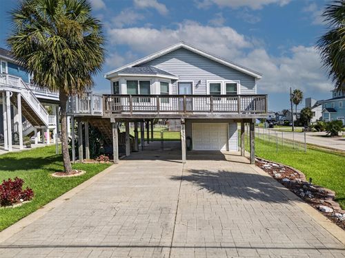 16502 Jamaica Inn Rd, Jamaica Beach, TX, 77554 | Card Image