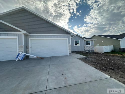 570 S Cutler Ave, Sugar City, ID, 83448-1167 | Card Image