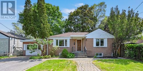 lower-55 Verwood Ave, North York, ON, M3H2K8 | Card Image
