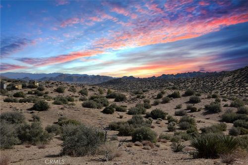 0 Tumbleweed Trl, Pioneertown, CA, 92268 | Card Image
