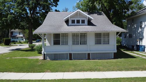 500 E Walnut Street, Watseka, IL, 60970 | Card Image