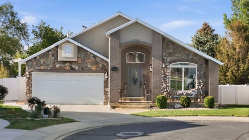 7428 S Green Berry Ct, Midvale, UT, 84047-2251 | Card Image