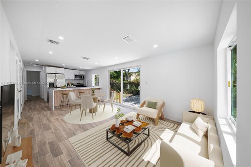 5900 Nw 5th Ct, Miami, FL, 33127-1261 | Card Image