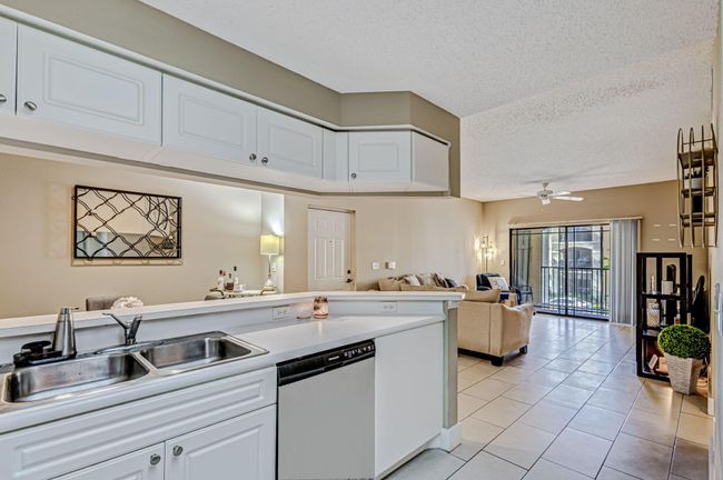APT-206 - 3019 Alcazar Pl, Condo with 1 bedrooms, 1 bathrooms and null parking in Palm Beach Gardens FL | Image 4