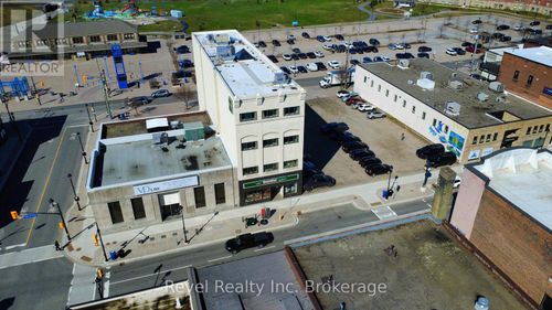 401-111 Main St W, North Bay, ON, P1B2T6 | Card Image