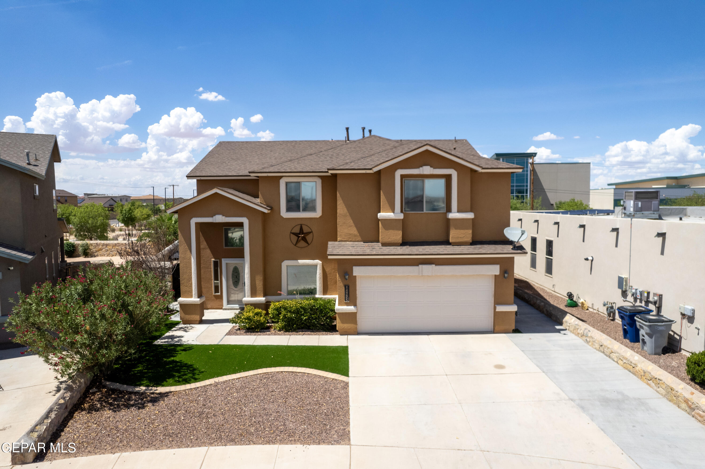 Tim Hardaway Dr, El Paso, TX 79938