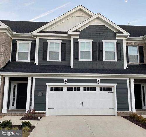 8145 Carriage Homes Dr, HENRICO, VA, 23294-4342 | Card Image