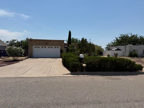 3208 20th Ave Se, Rio Rancho, NM, 87124-1662 | Card Image