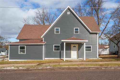 114 W School St, Greenwood, WI, 54437-9462 | Card Image