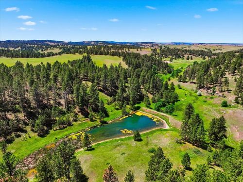 19202 Bbcr Rd, Belle Fourche, SD, 57717-6208 | Card Image