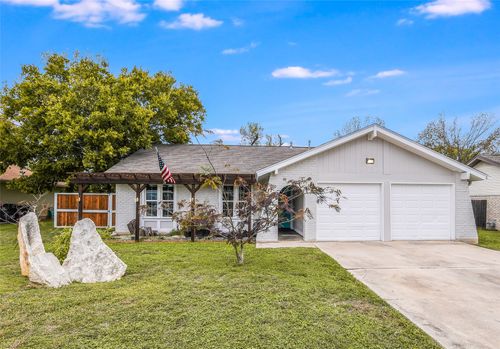 801 E Central Dr, Georgetown, TX, 78628-2934 | Card Image