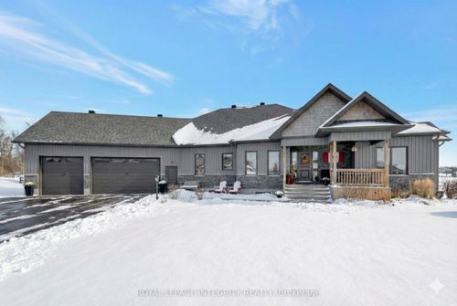 2198 Maple Forest Dr, North Gower, ON, K0A2T0 | Card Image