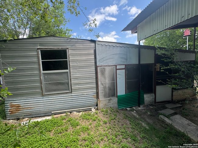 116 Rambling Dr, House other with 3 bedrooms, 2 bathrooms and null parking in Canyon Lake TX | Image 10