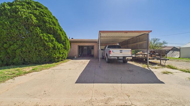 1512 Avenue K, House other with 3 bedrooms, 2 bathrooms and null parking in Abernathy TX | Image 7