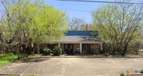 3904 Retama Dr, Victoria, TX, 77901-2759 | Card Image