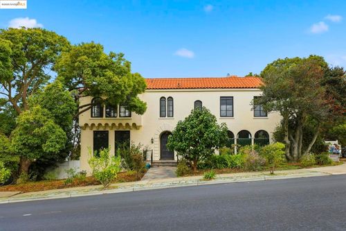 5449 Barrett Ave, El Cerrito, CA, 94530-1466 | Card Image