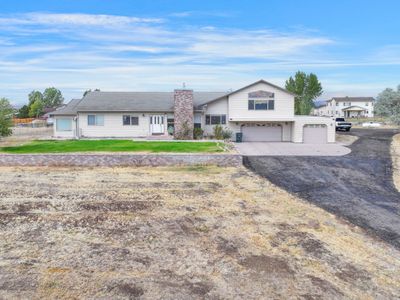 315 Lookout Drive, House other with 4 bedrooms, 3 bathrooms and null parking in Spring Creek NV | Image 1