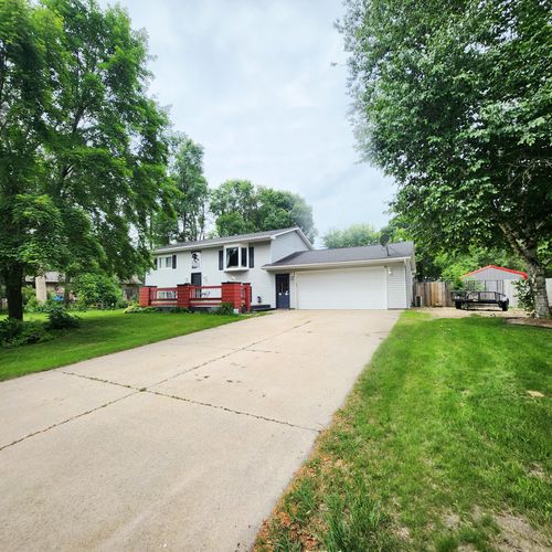 306 Parkview Curv, Zumbrota, MN, 55992-1280 | Card Image