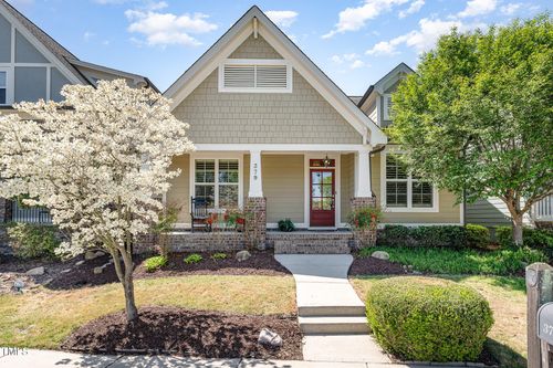 379 Tobacco Farm Way, Chapel Hill, NC, 27516-8443 | Card Image