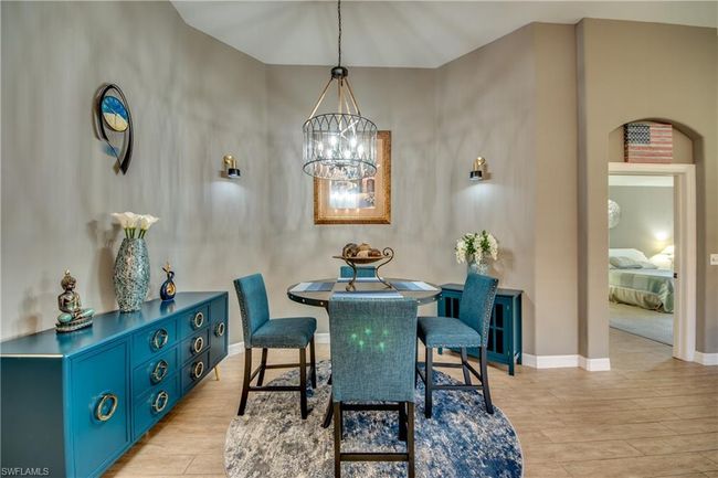 Dining | Image 5